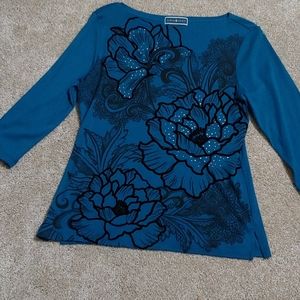 Ladies 3/4 sleeve top